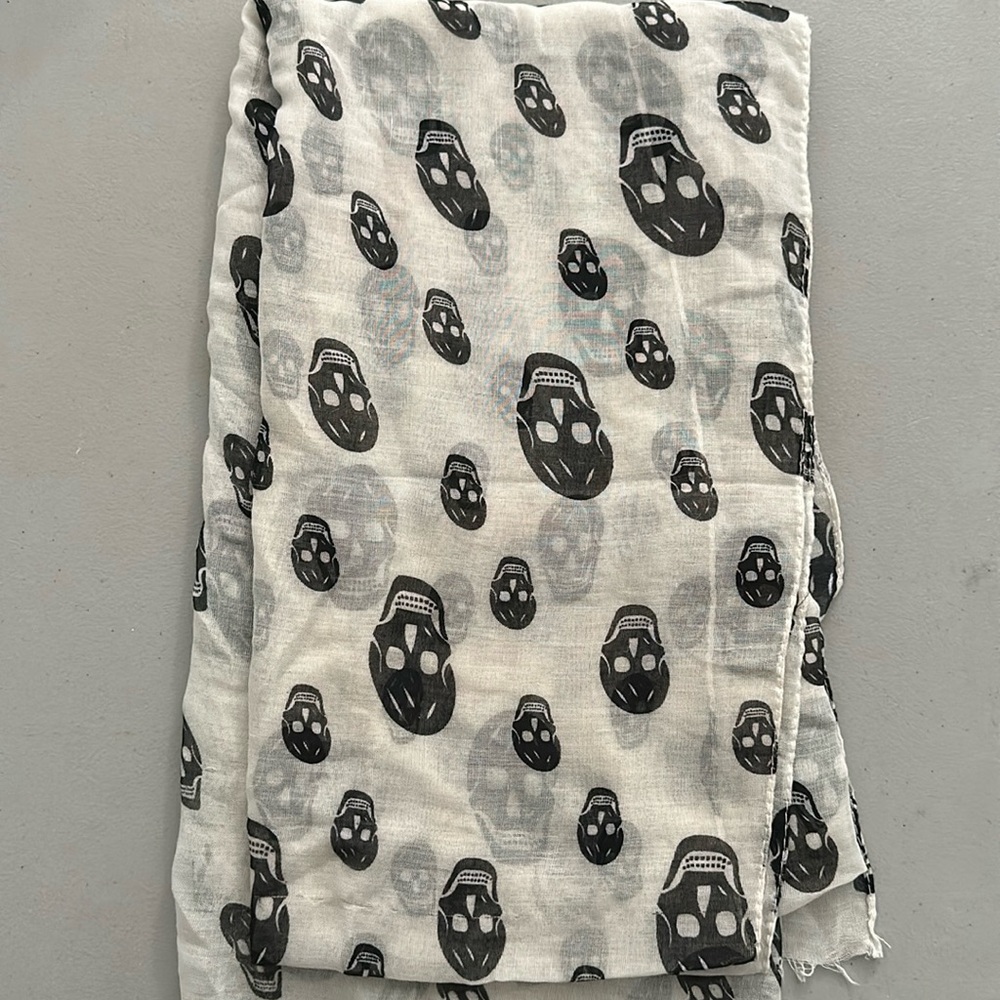 Skull Face Scarf